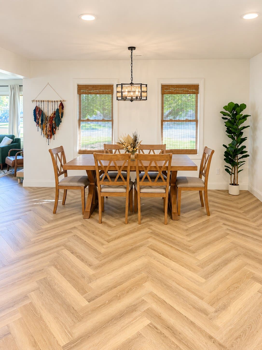 Peoria House: 329 W Glen Ave