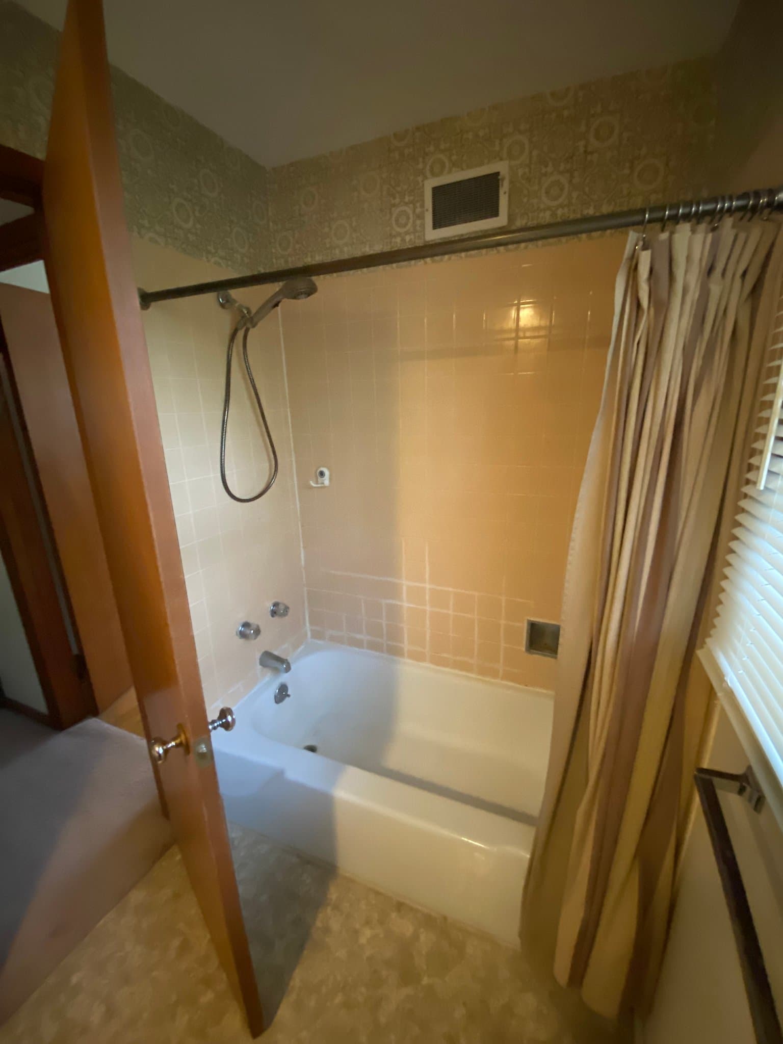 Rockford Townhome: 1827 Remington Rd