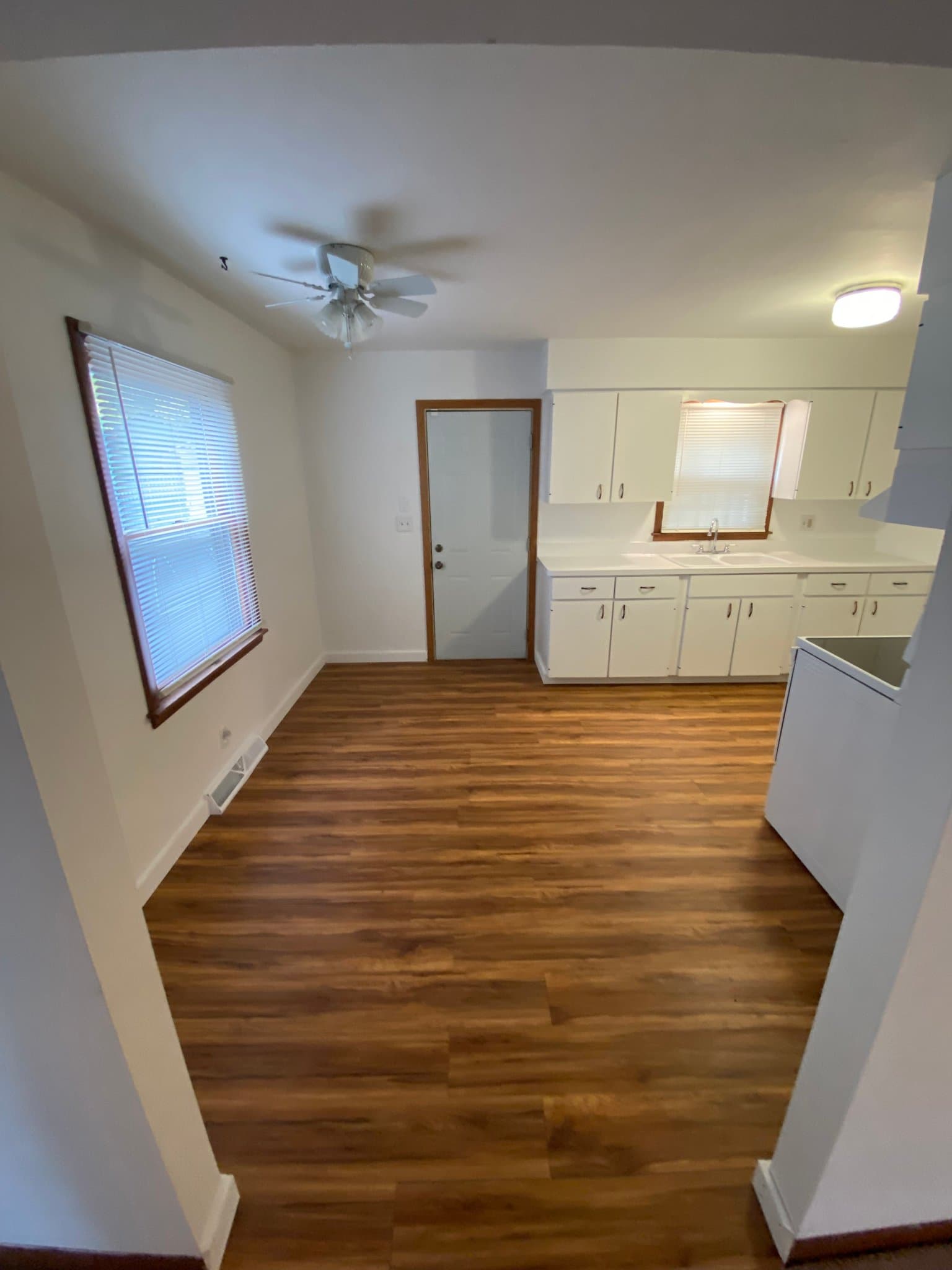 Rockford Townhome: 1827 Remington Rd