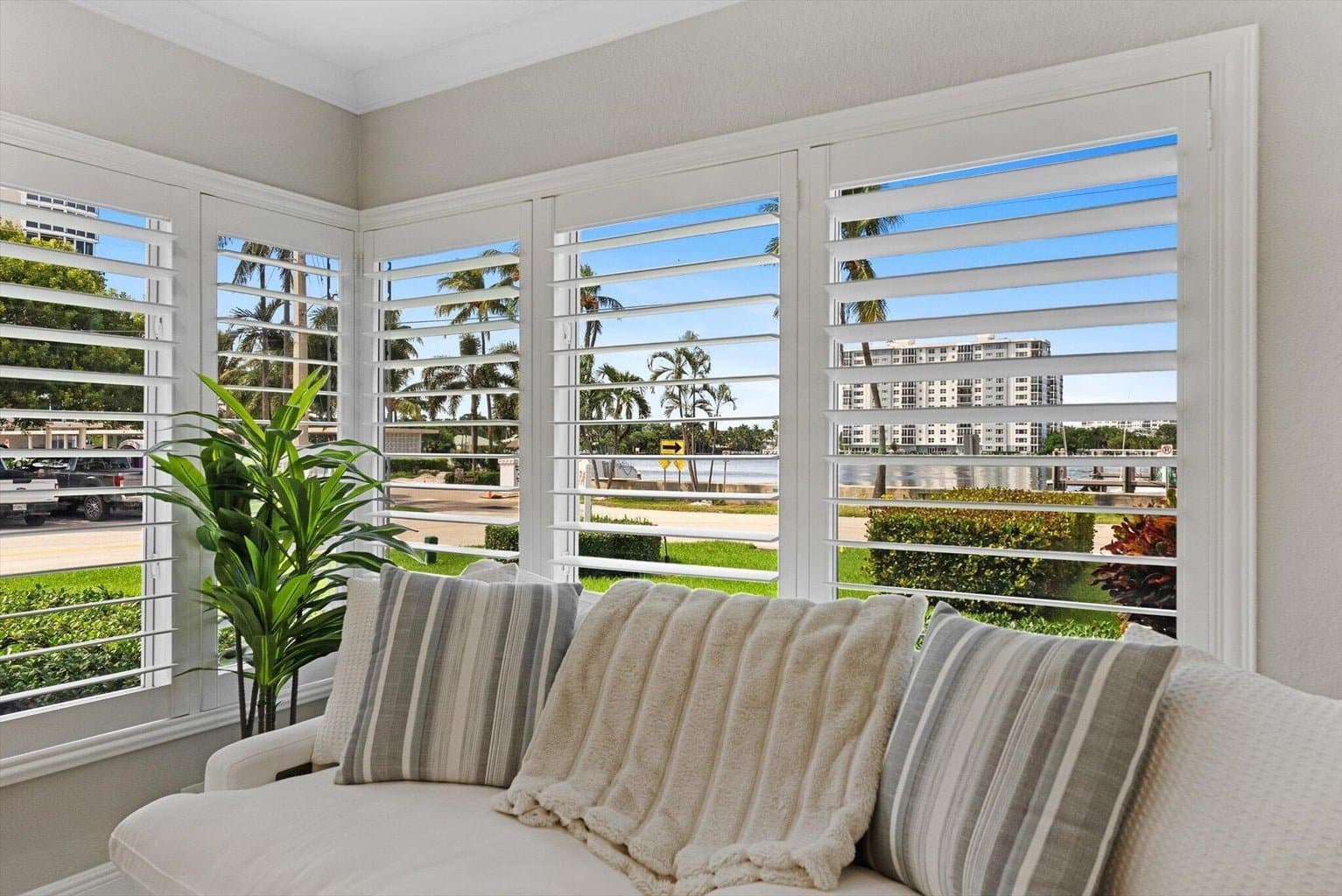 Delray Beach Condo: 990 Casuarina Rd