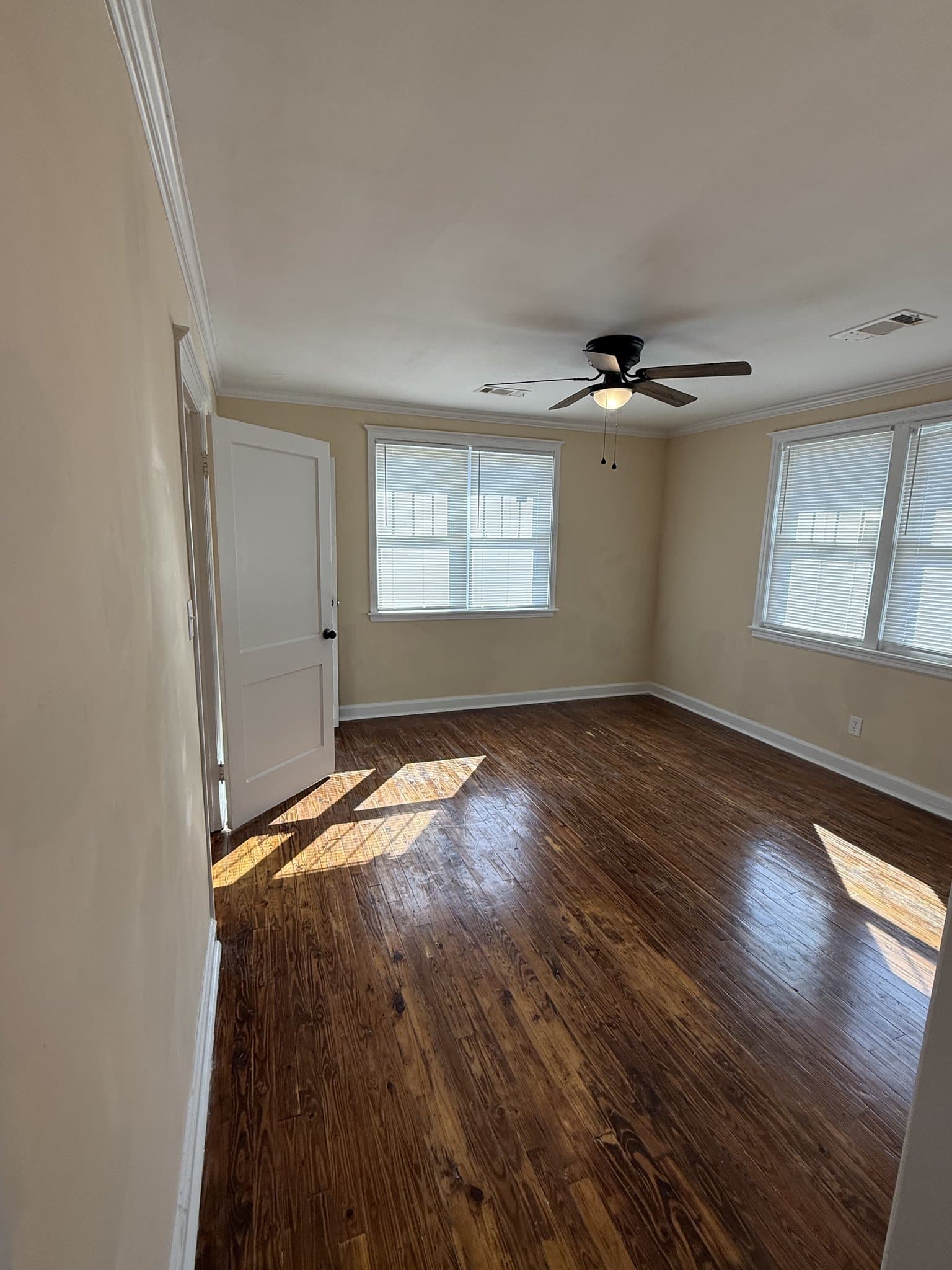 Tupelo House: 441 North Green Street