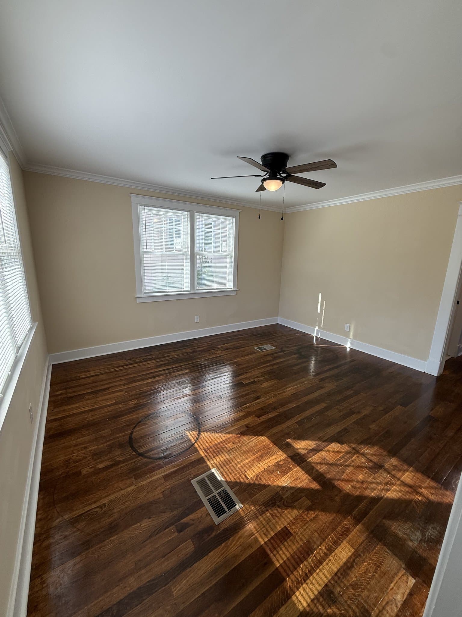 Tupelo House: 441 North Green Street
