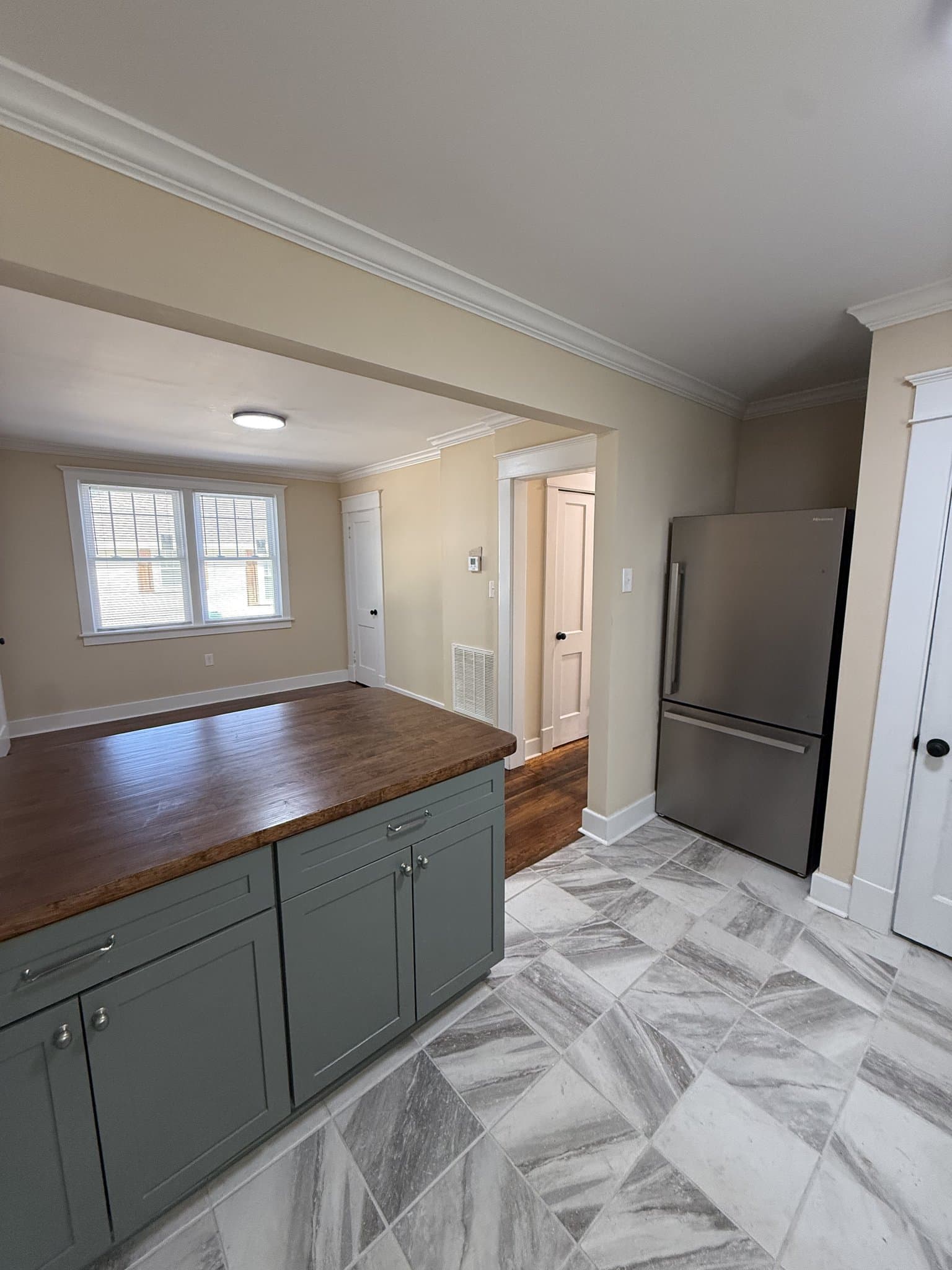 Tupelo House: 441 North Green Street