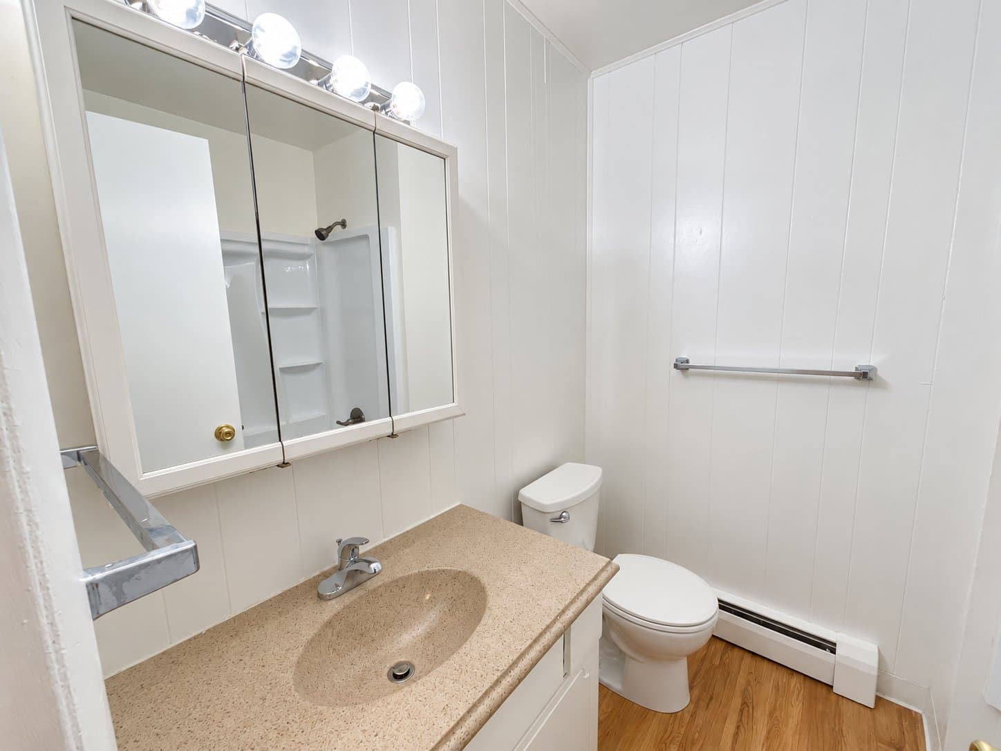 Lakewood Apartment: 1330 Zephyr St.