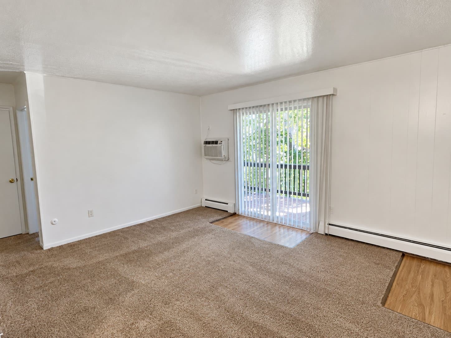 Lakewood Apartment: 1330 Zephyr St.