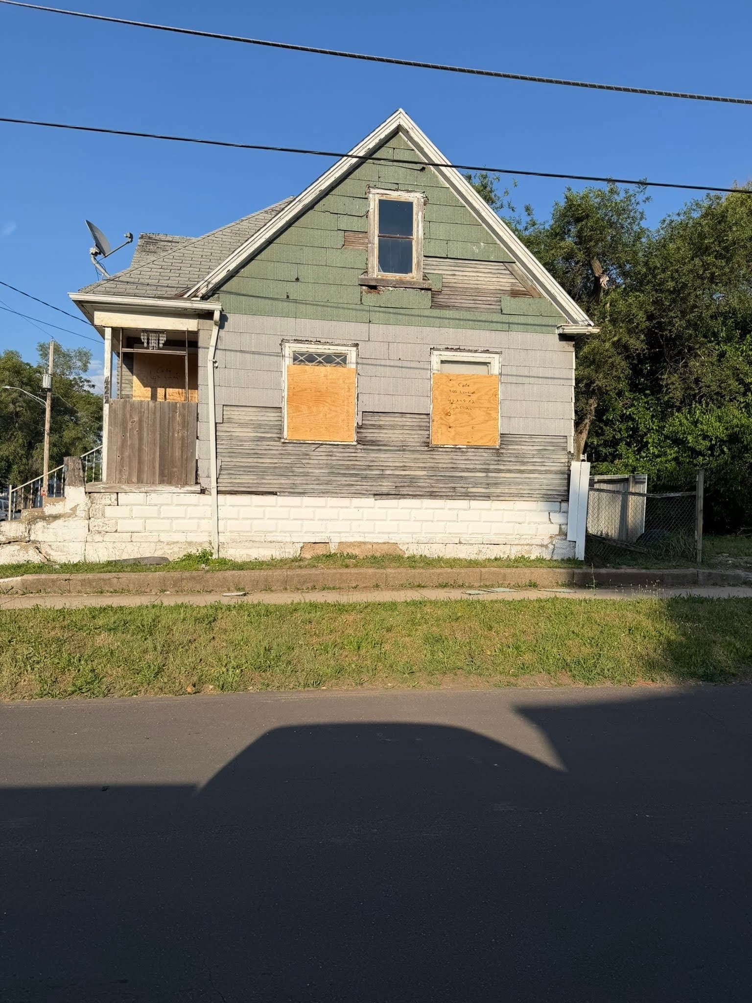 Jackson House: 4228 Johnson Ct