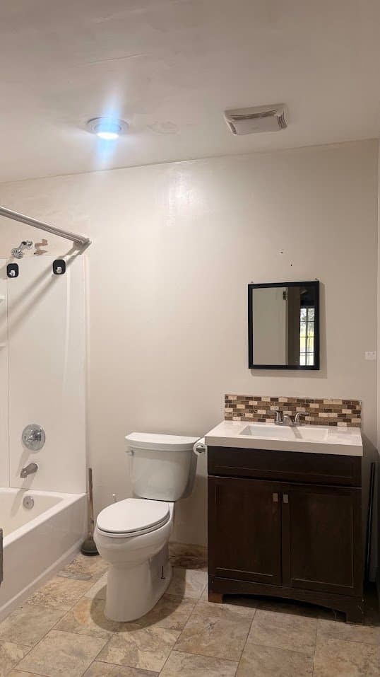 Lucerne Valley House: 32480 Wren Rd