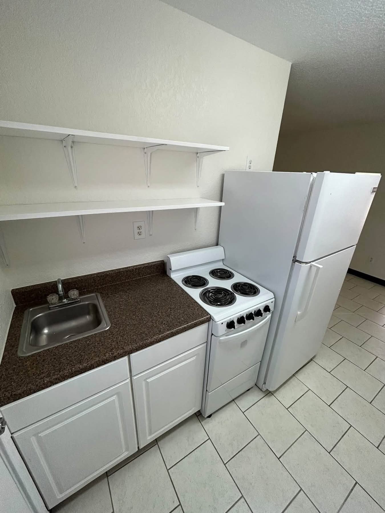 Charlotte Apartment: 126 Alton Ave