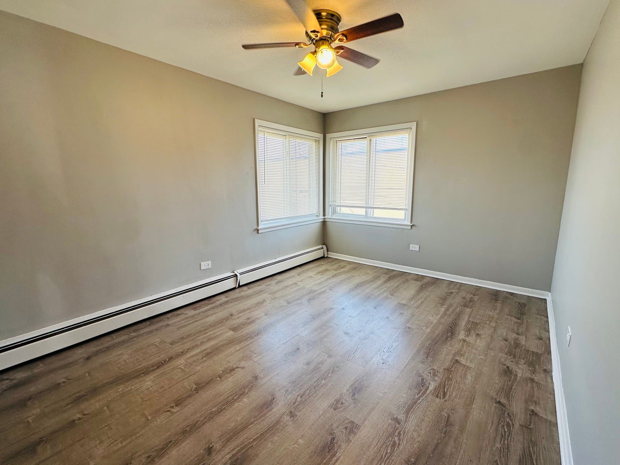 Cicero Apartment: 1409 S Central