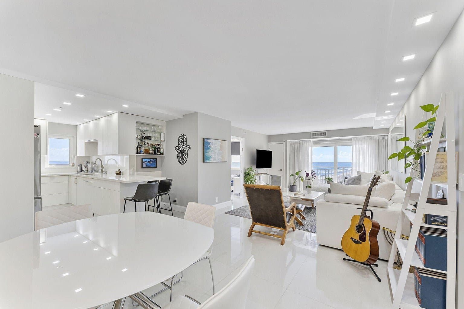 Boca Raton Condo: 4505 S Ocean Blvd Apt 307