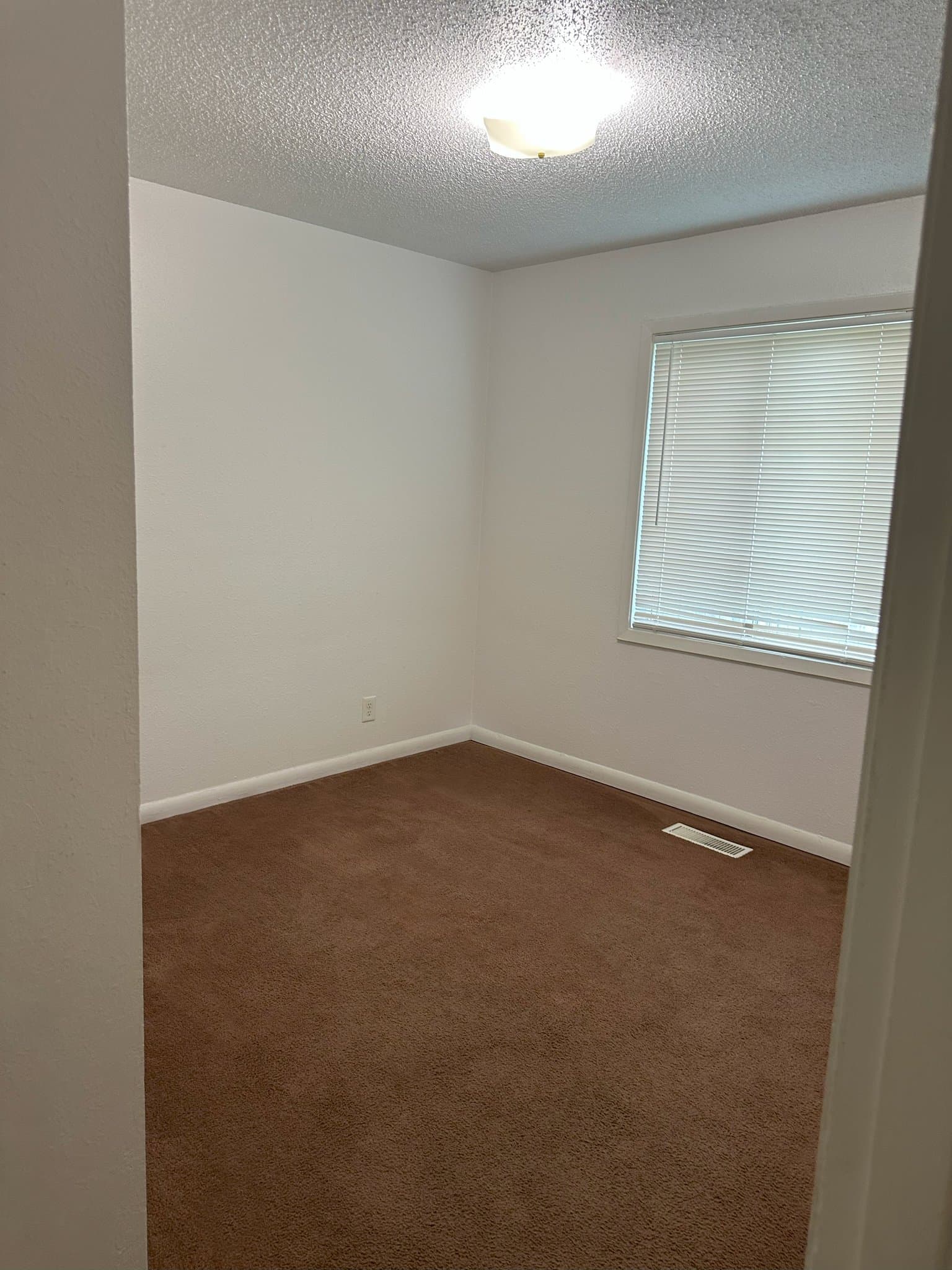 Peru House: 36043 Beale Ct