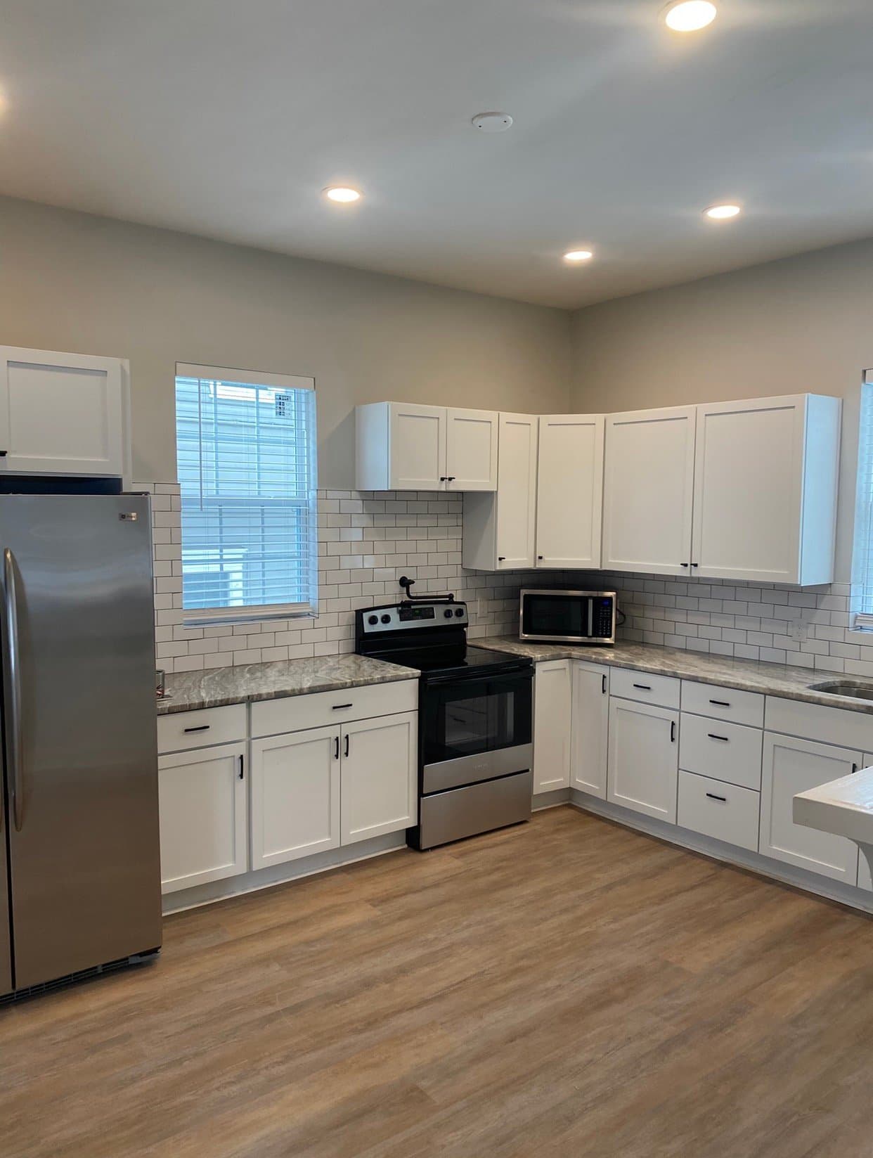 Louisville House: 626 S 40th St