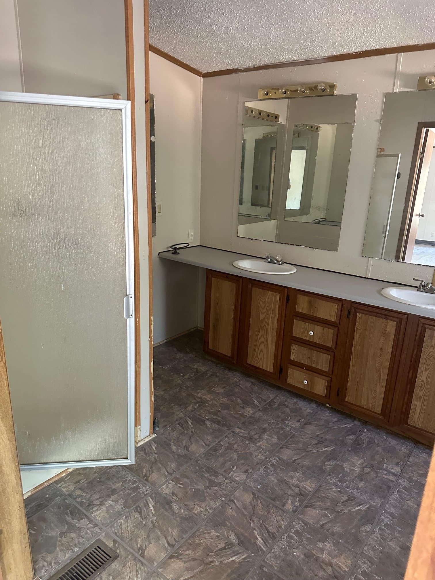ELM MOTT Other: 301 OAK GROVE CIRCLE