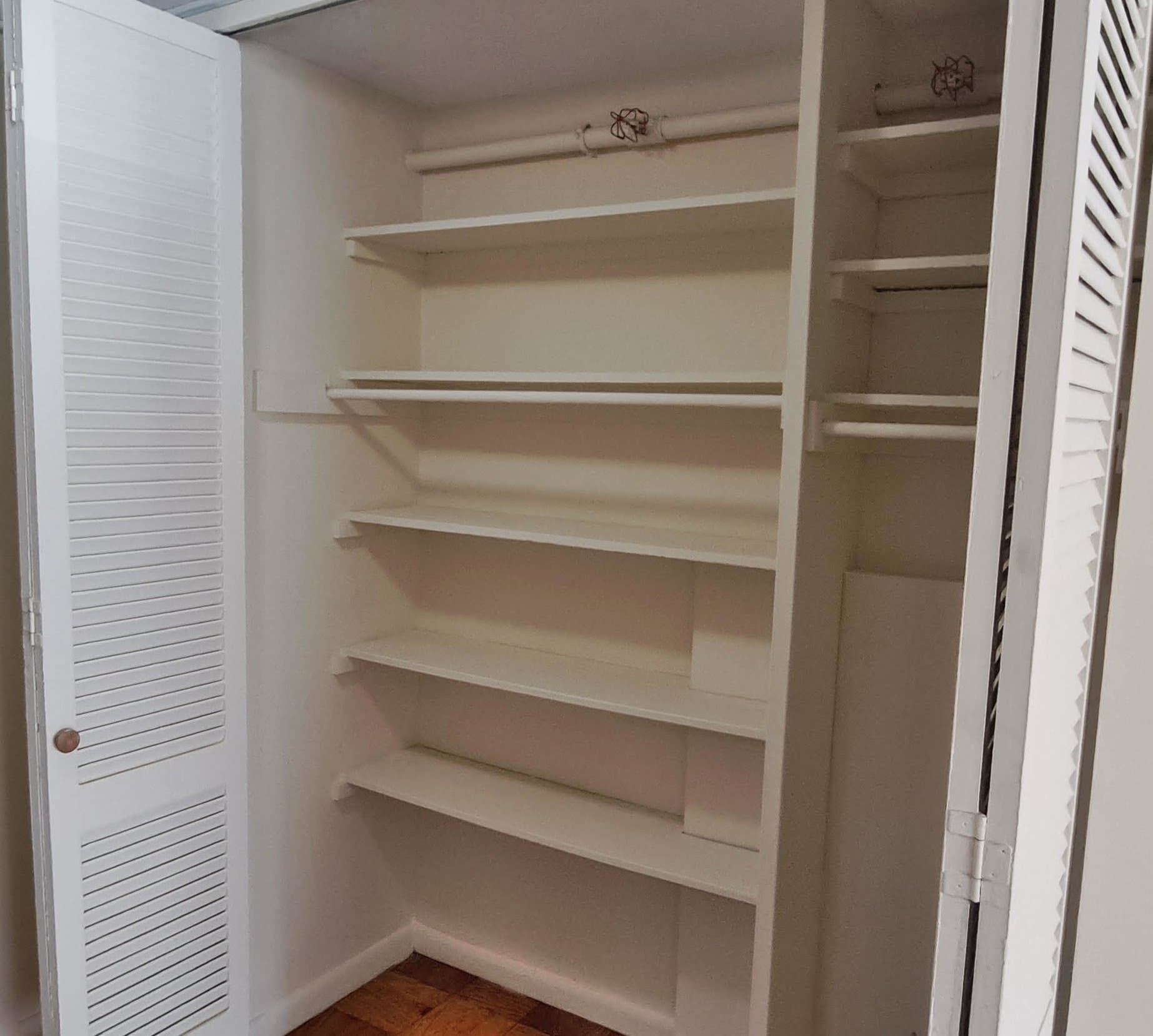 Brookline Apartment: 101 Monmouth St.