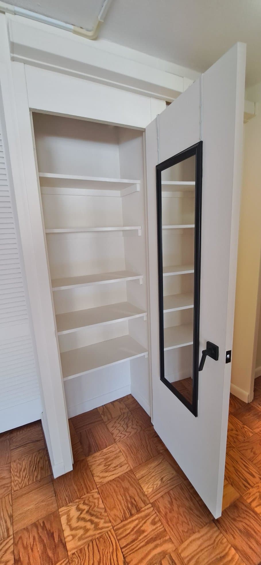 Brookline Apartment: 101 Monmouth St.