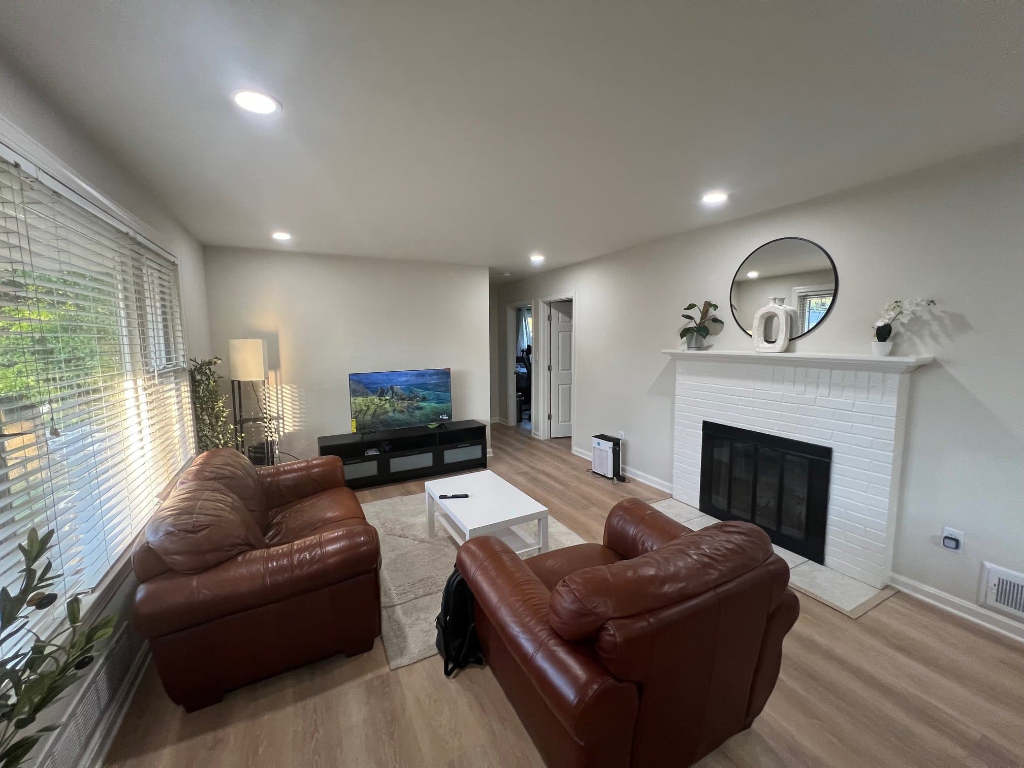 Silver Spring Single Room: 9713 Braddock Rd