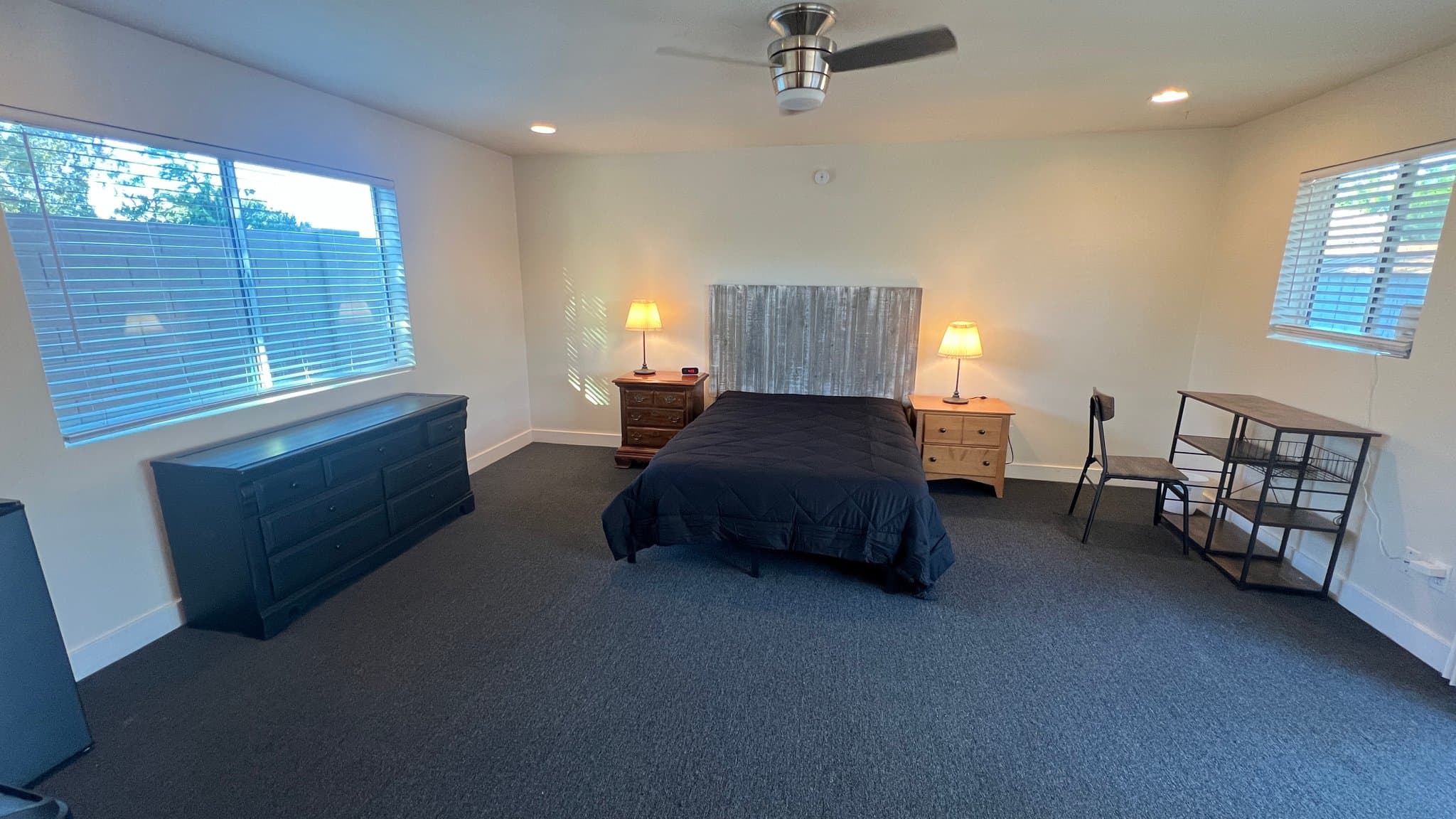Phoenix Single Room: 4213 N Westview Dr