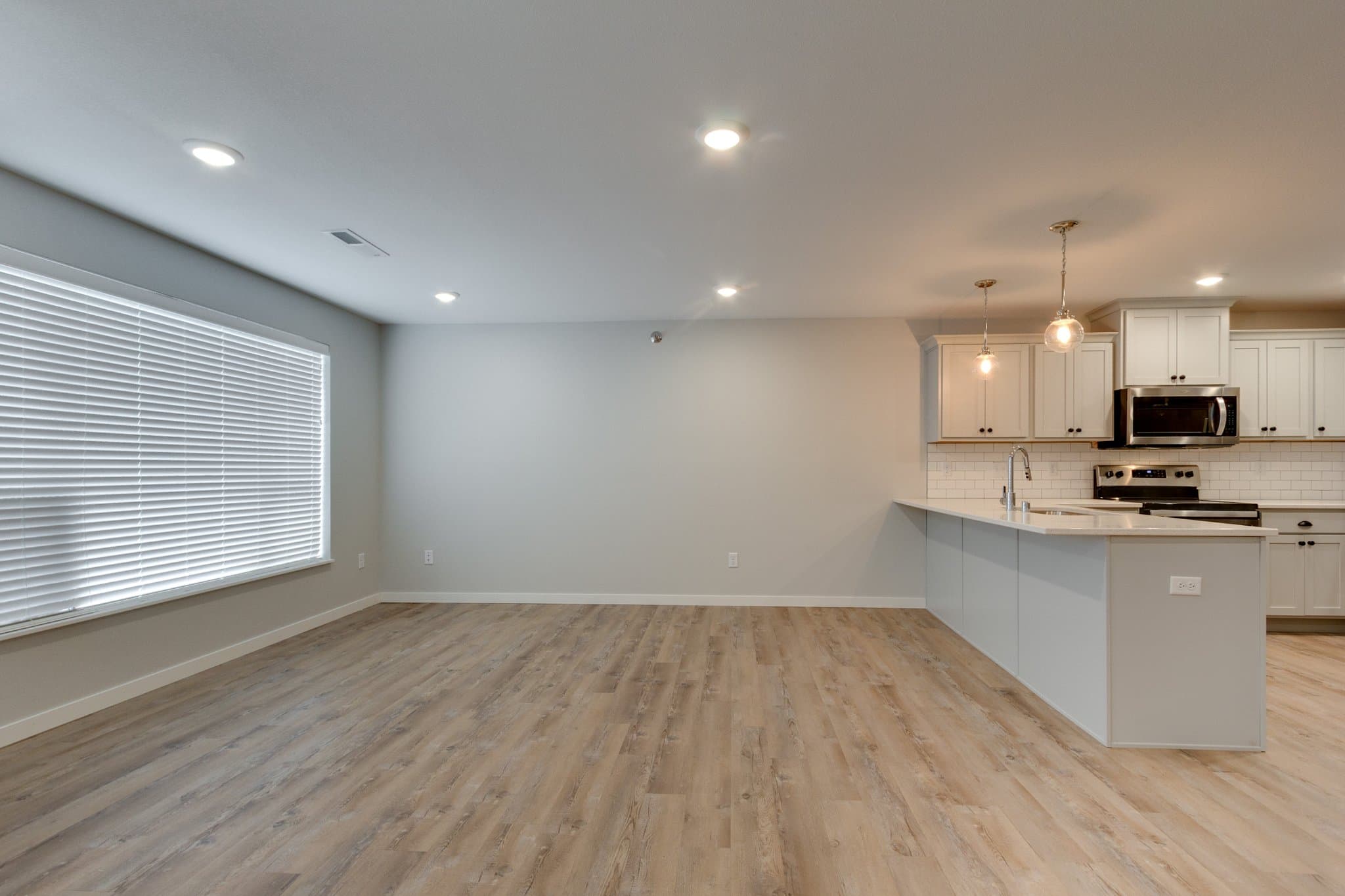 Moorhead Apartment: 2745 40th st s Moorhead