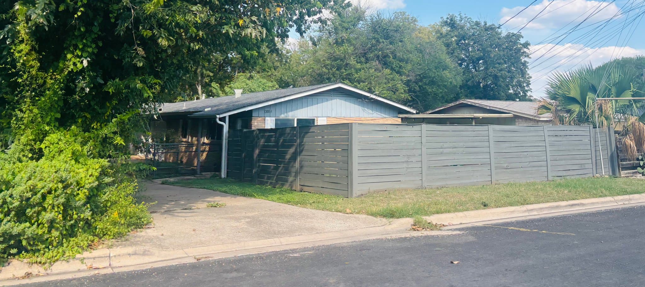 Austin House: 1308 E 52nd Street