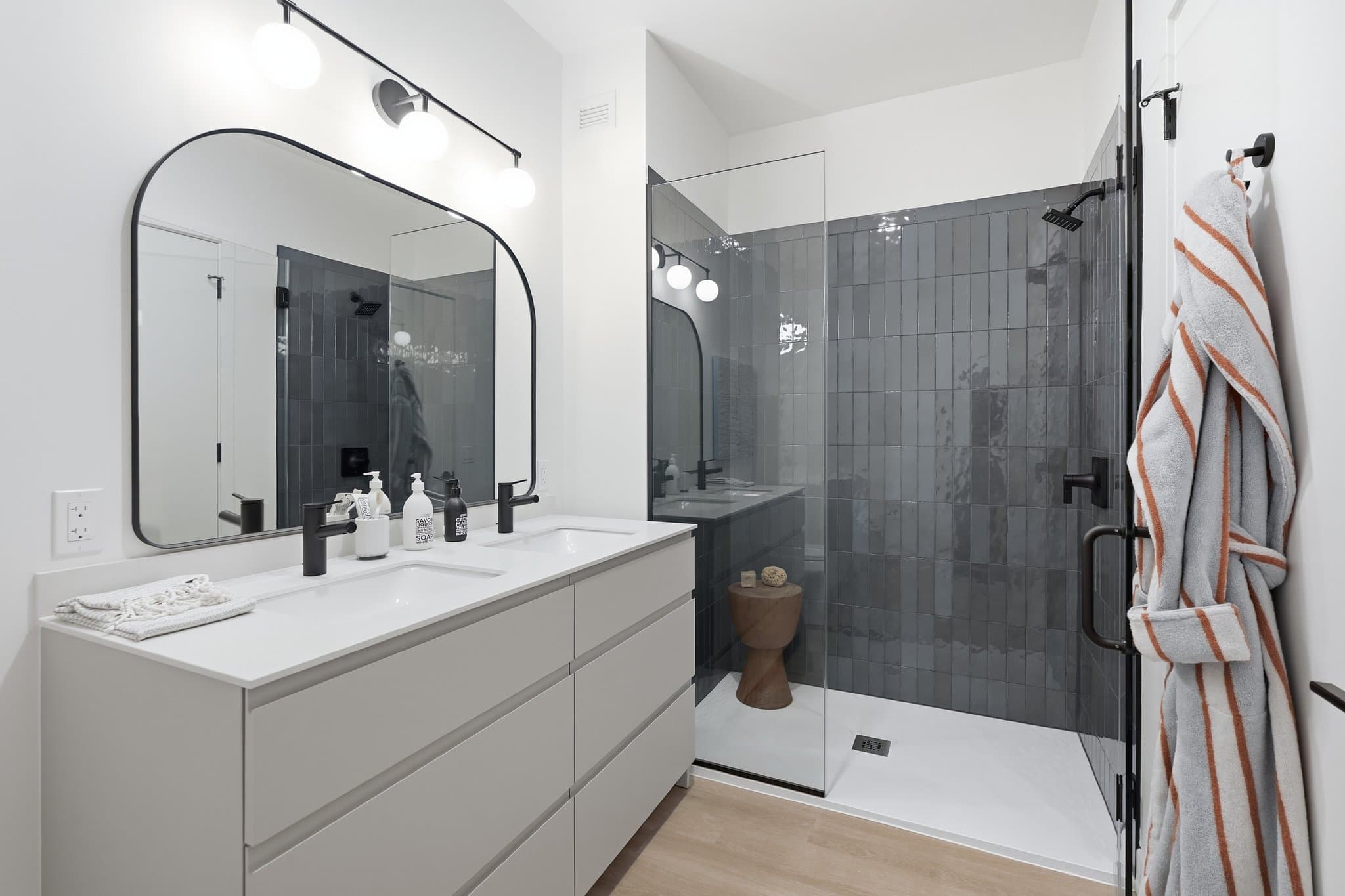 Chicago Condo: 1325 W Fulton St