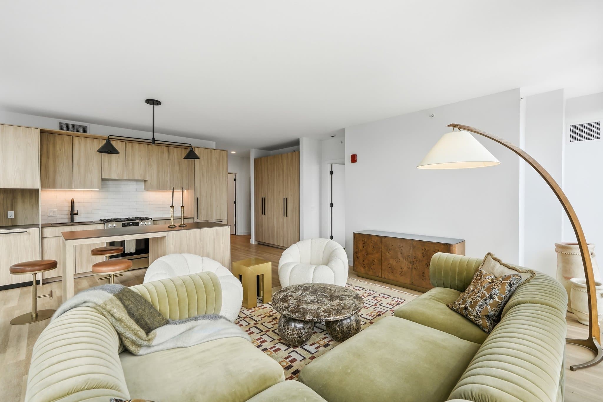 Chicago Condo: 1325 W Fulton St