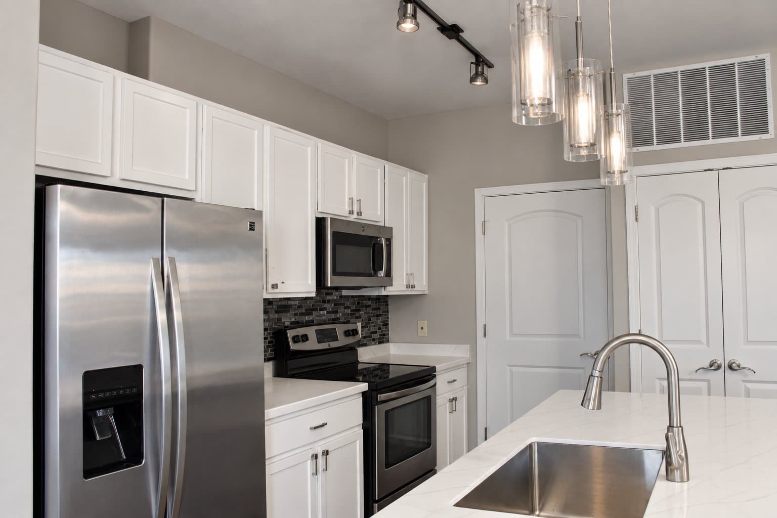 Lone Tree Condo: 10176 Park Meadows Dr