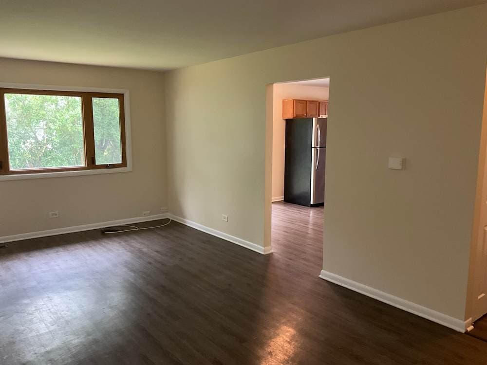 Country Club Hills House: 17772 Sarah Ln