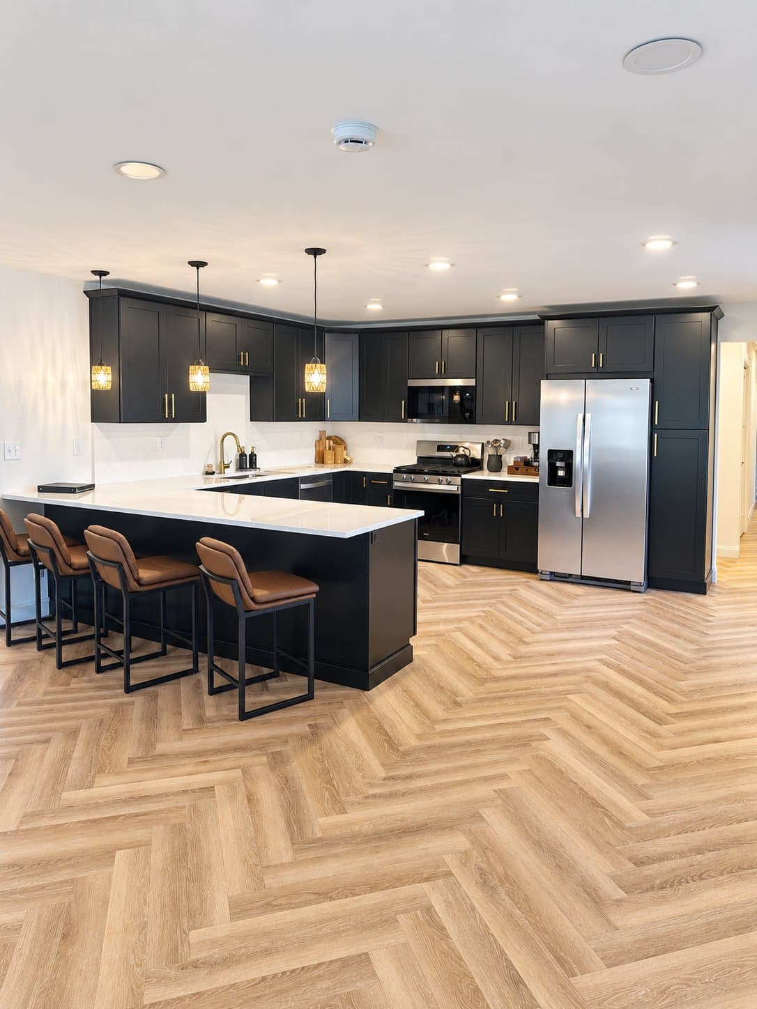 Peoria House: 329 W Glen Ave
