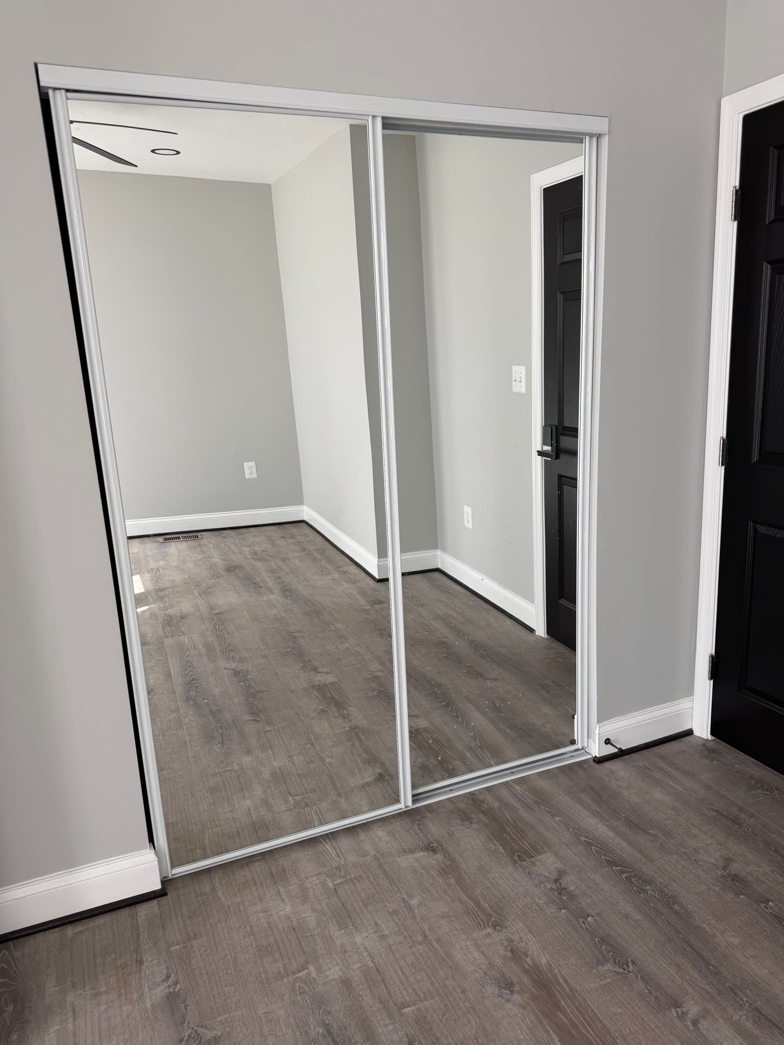 Baltimore Single Room: 1640 East 32nd Street