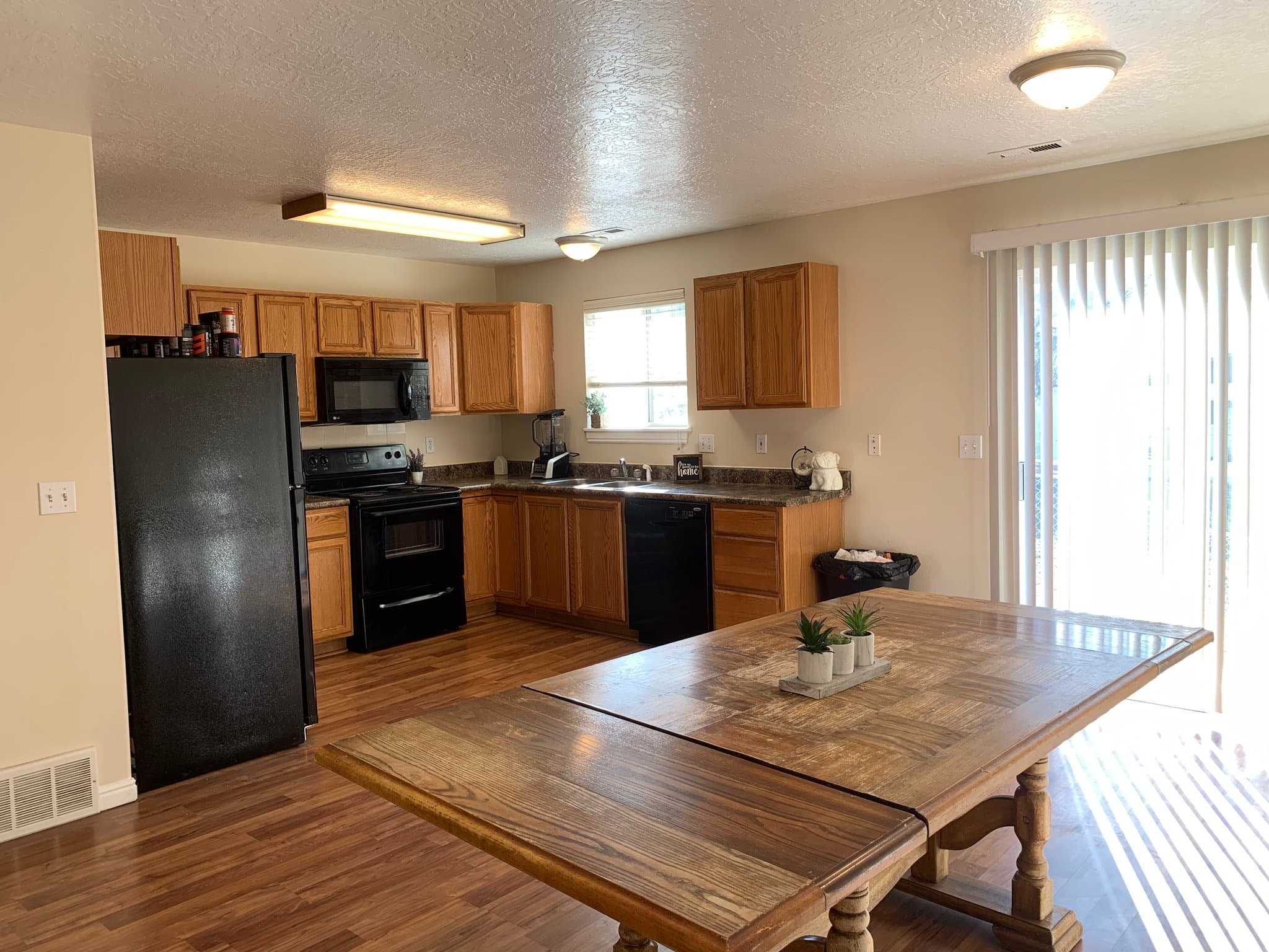 Provo Townhome: 1015 S 900 E