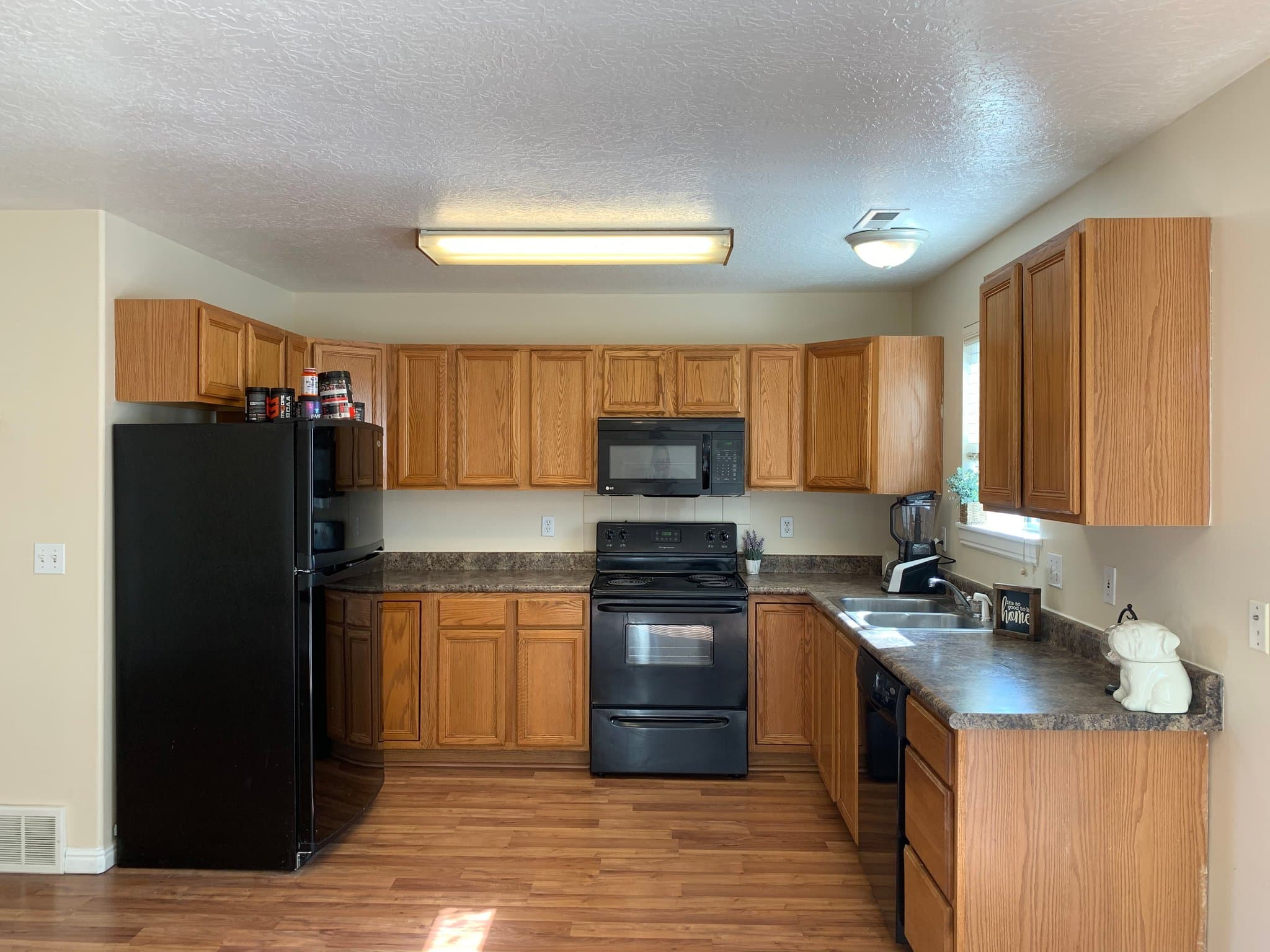 Provo Townhome: 1015 S 900 E