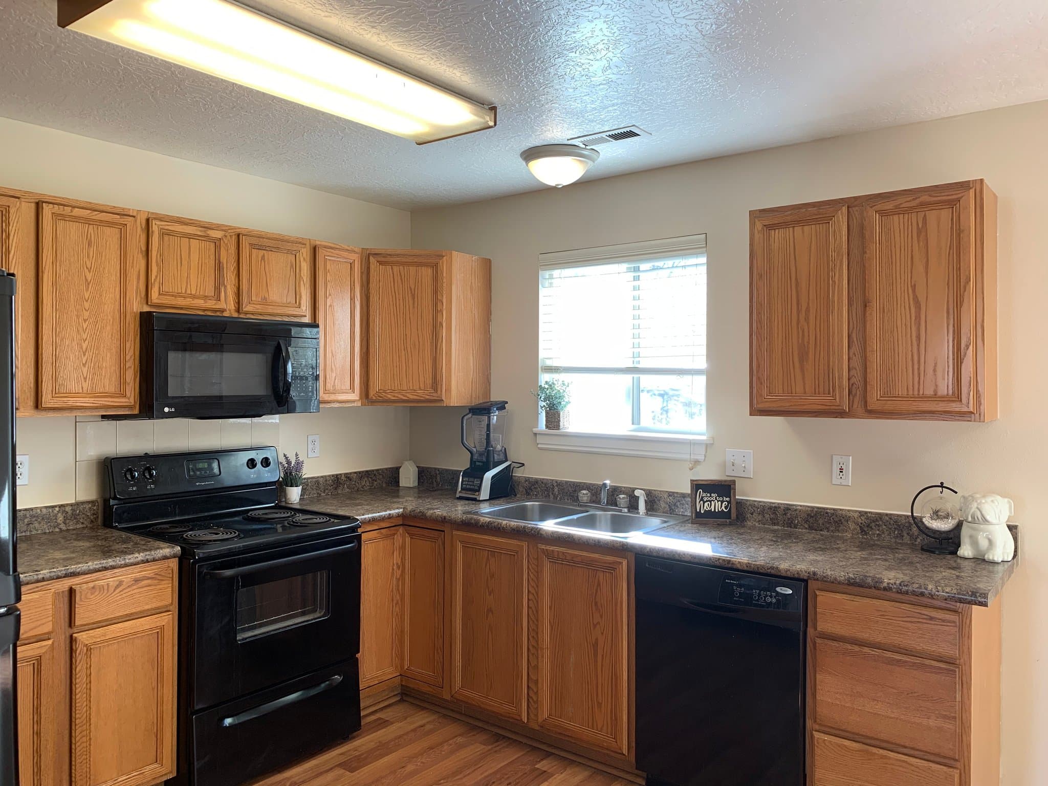 Provo Townhome: 1015 S 900 E