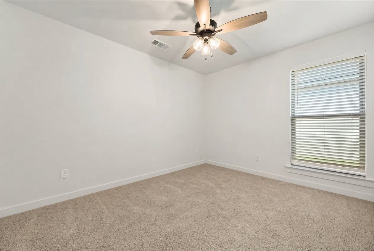 lubbock House: 12003 Kewanee Ave