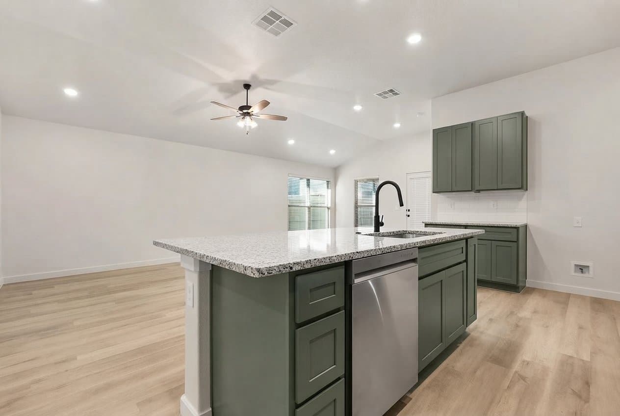 lubbock House: 12003 Kewanee Ave