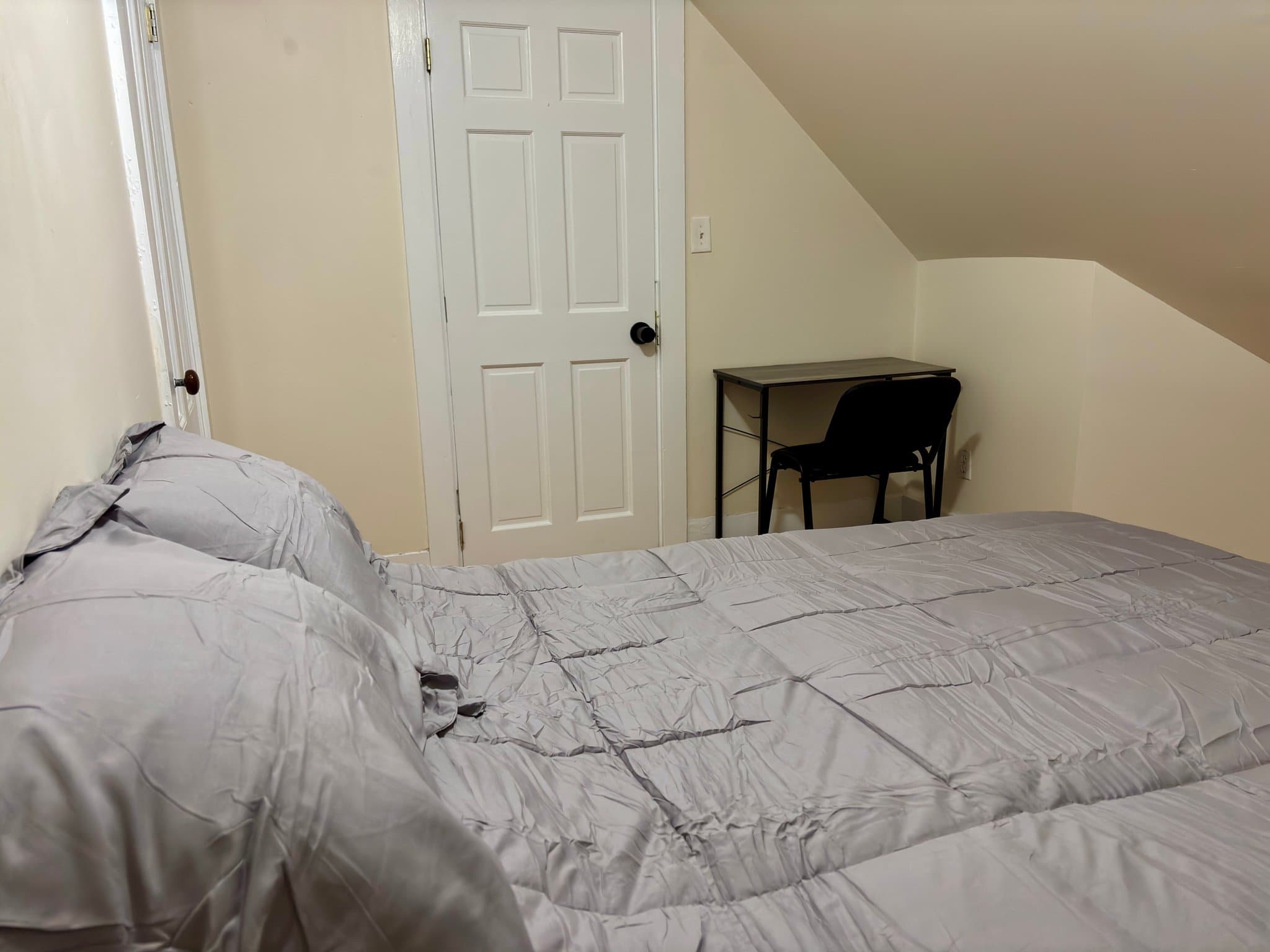 Allston Single Room: 22 Highgate Street