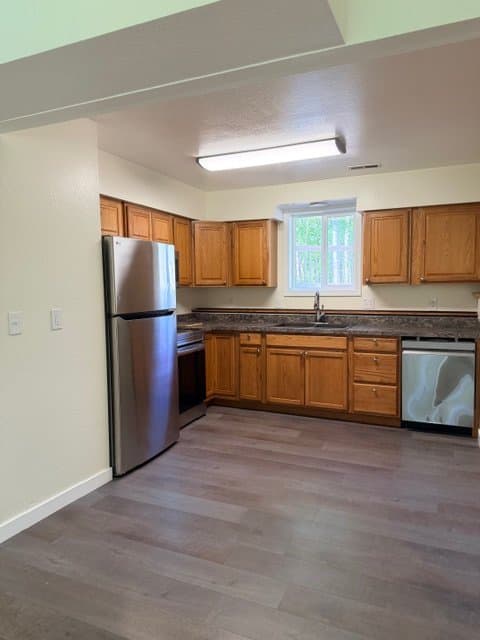 Wasilla House: 865 W Lone Cub