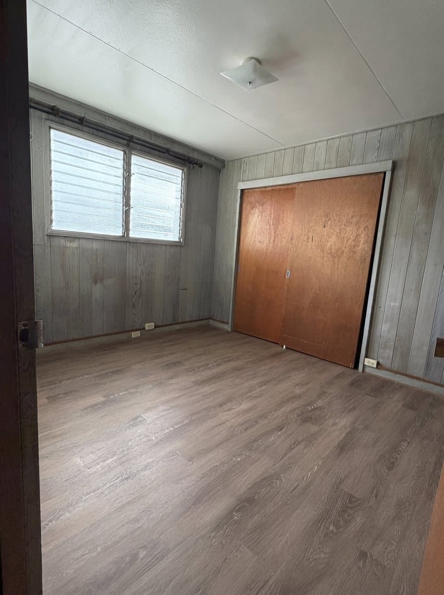 Honolulu Apartment: 704 Paani St