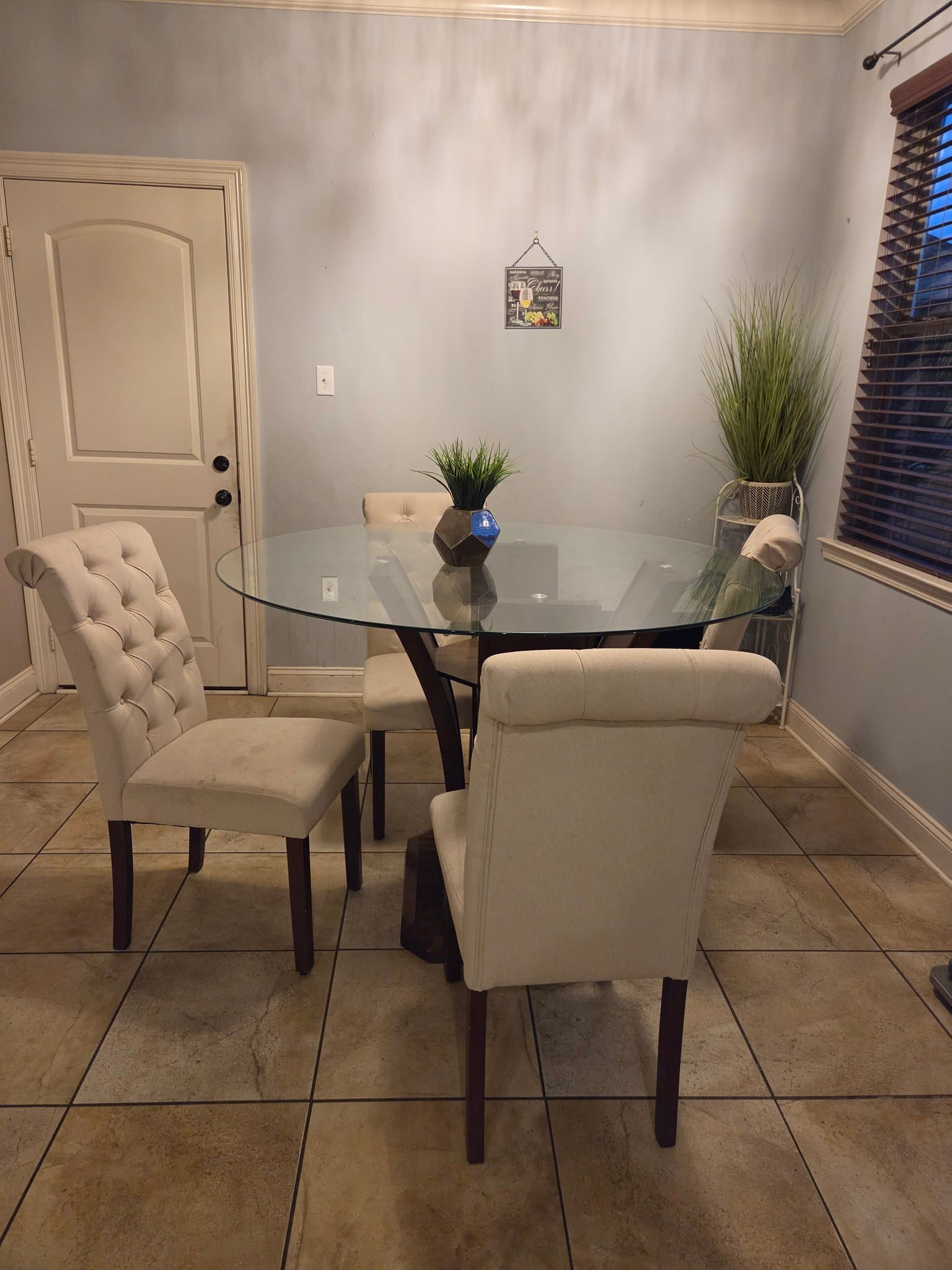 Covington House: 334 Del Sol E