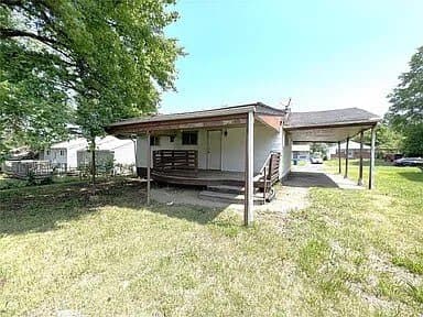 St.Louis House: 222 grapian rd.