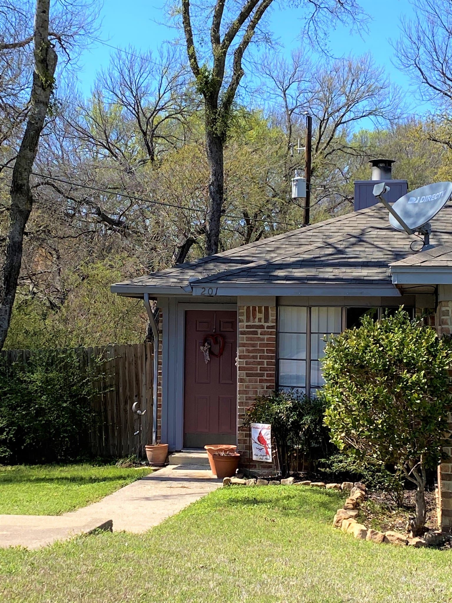 Mansfield Multiplex: 201 Shady Valley Dr