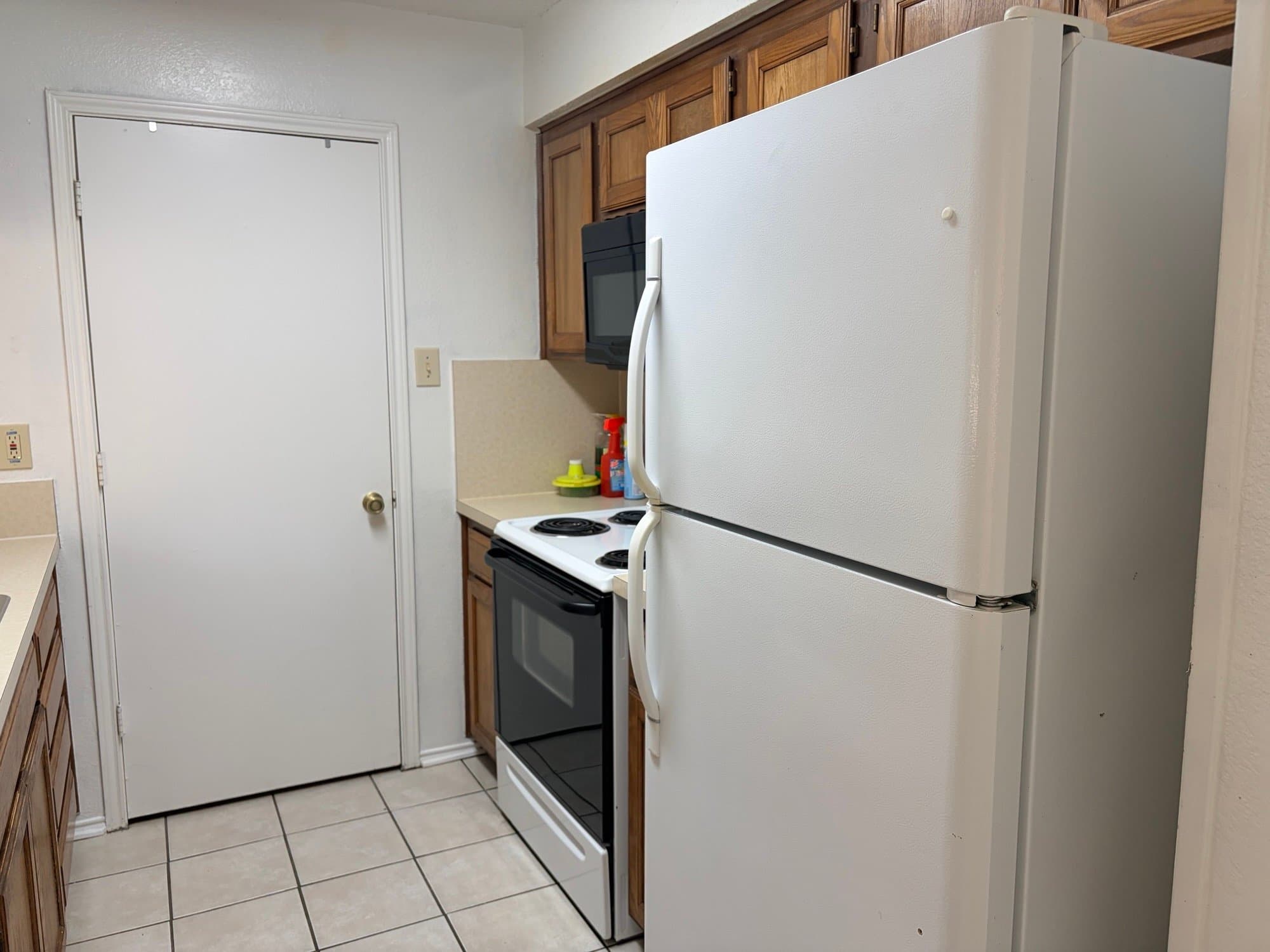 Mansfield Multiplex: 201 Shady Valley Dr