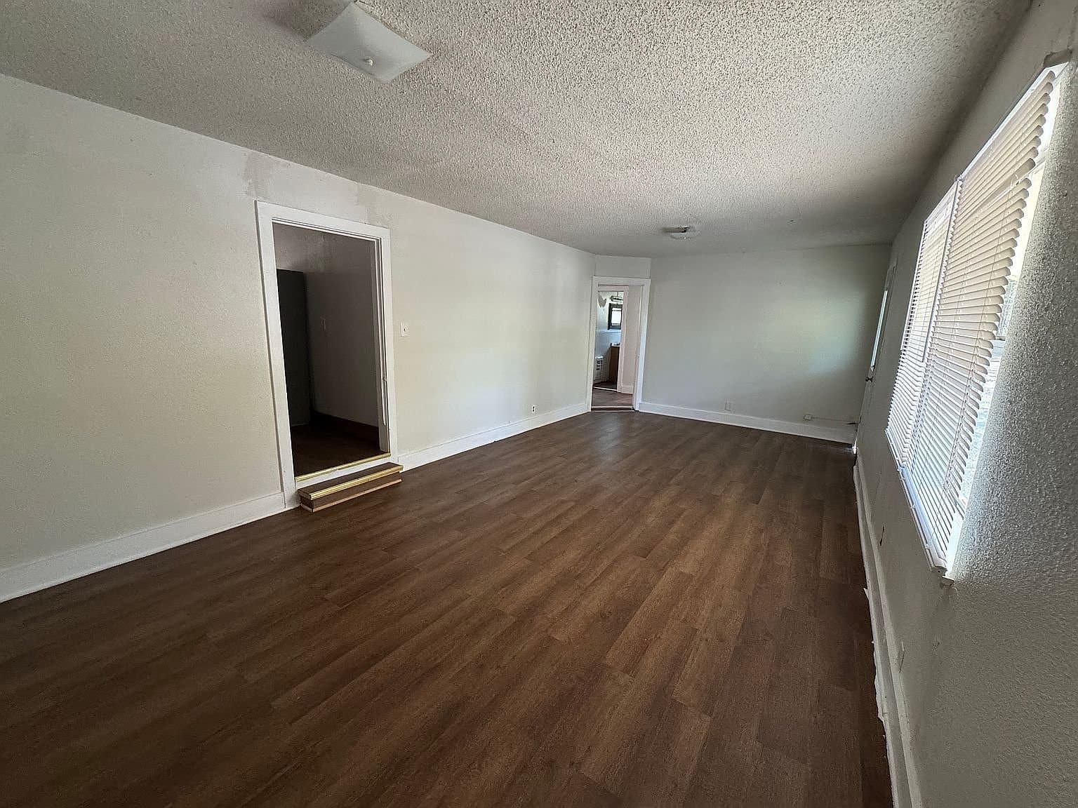 Pittsburg House: 117B N Greer Blvd