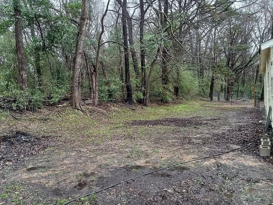 Pittsburg House: 117B N Greer Blvd