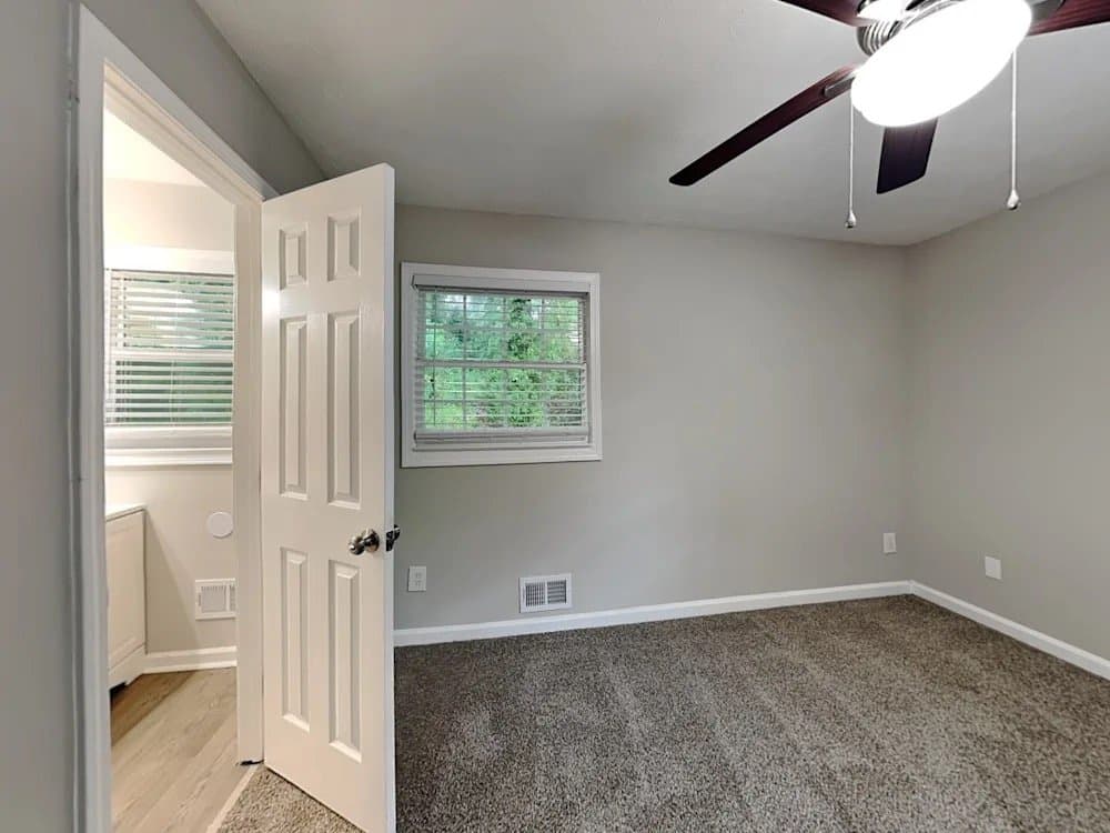 Atlanta House: 2363 Springdale Rd SW