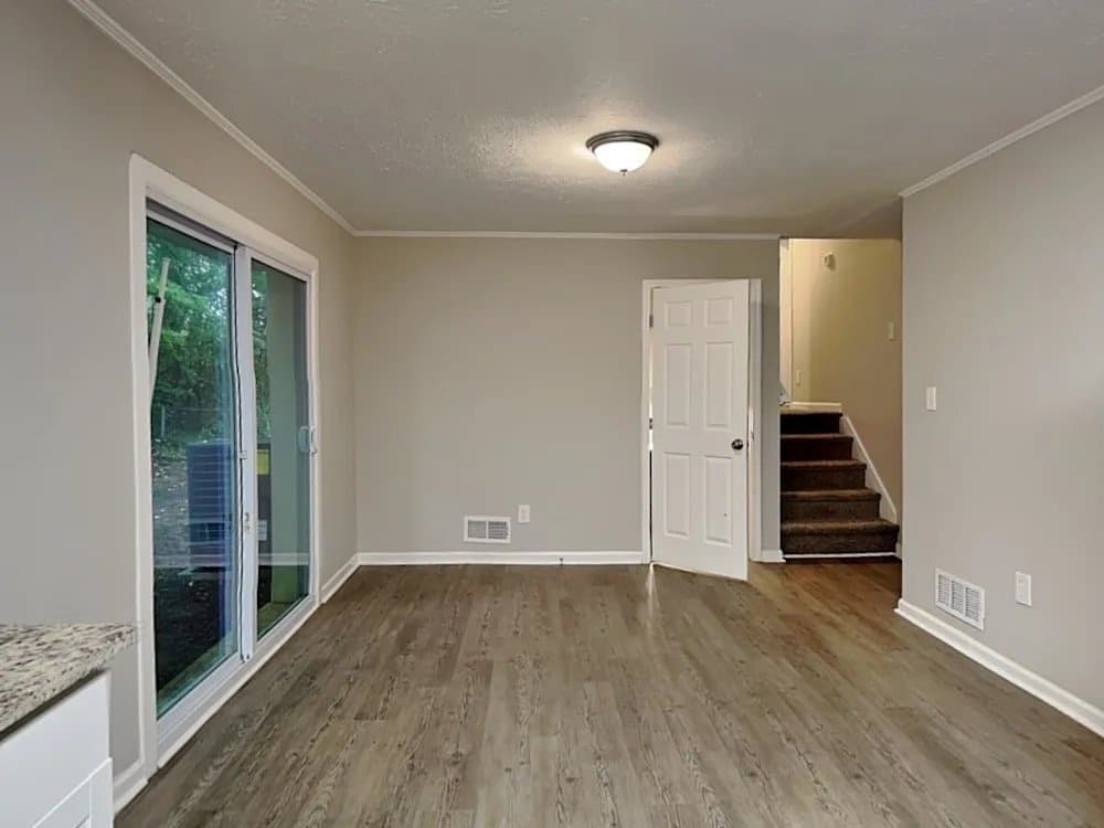 Atlanta House: 2363 Springdale Rd SW