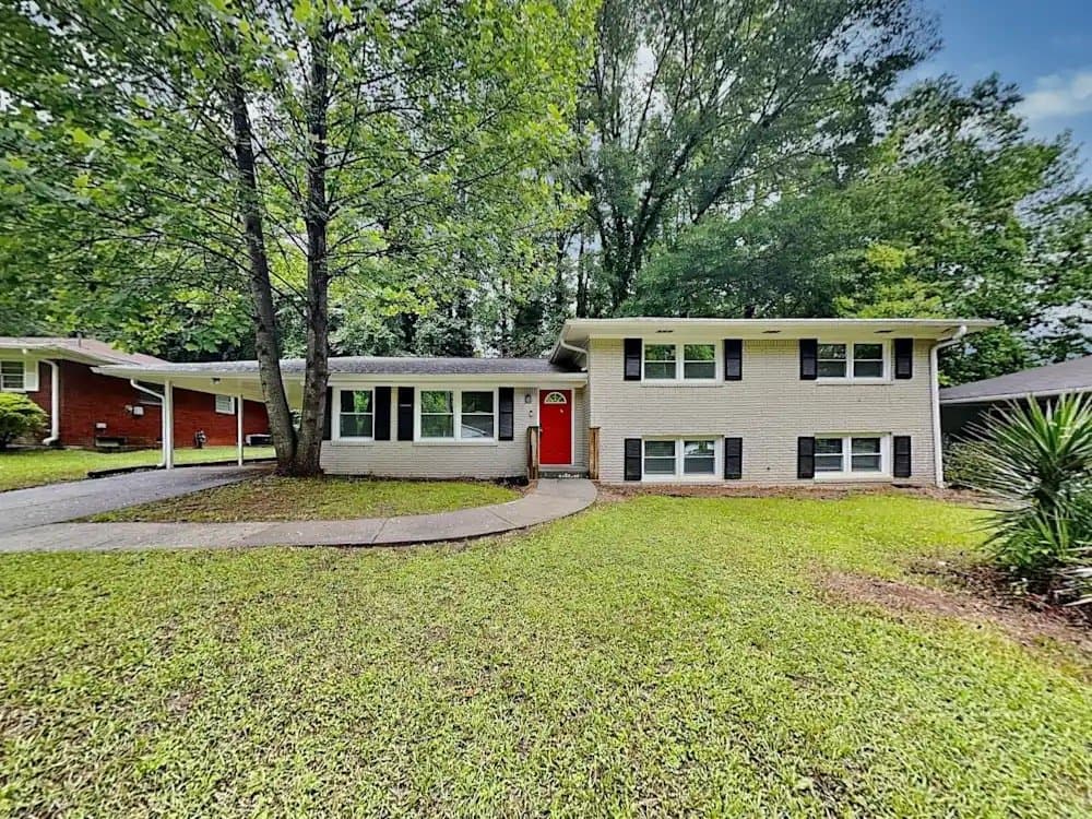 Atlanta House: 2363 Springdale Rd SW