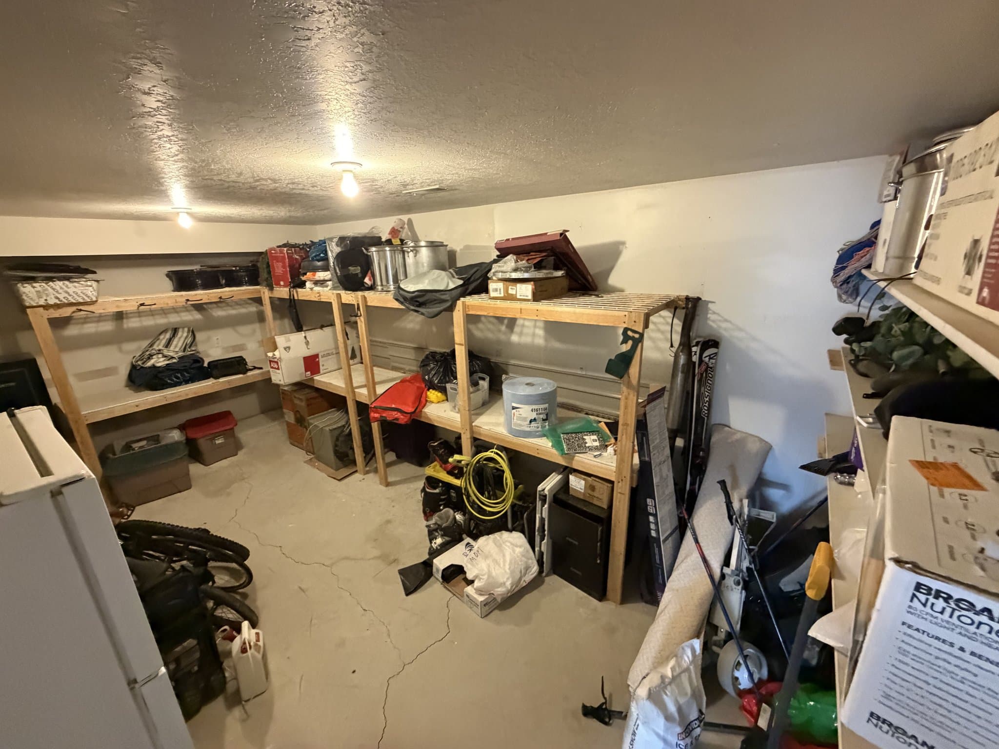 Taylorsville House: 6132 S Sierra Grande Dr