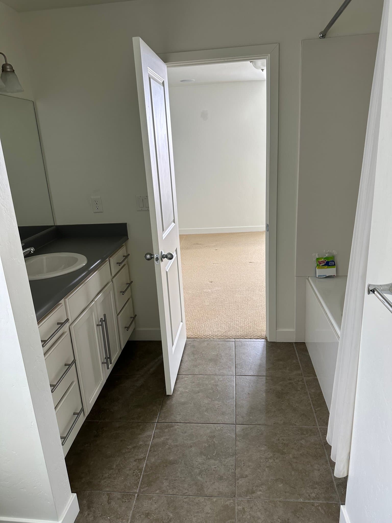South Jordan Townhome: 10343 S Oquirrh Lake Rd