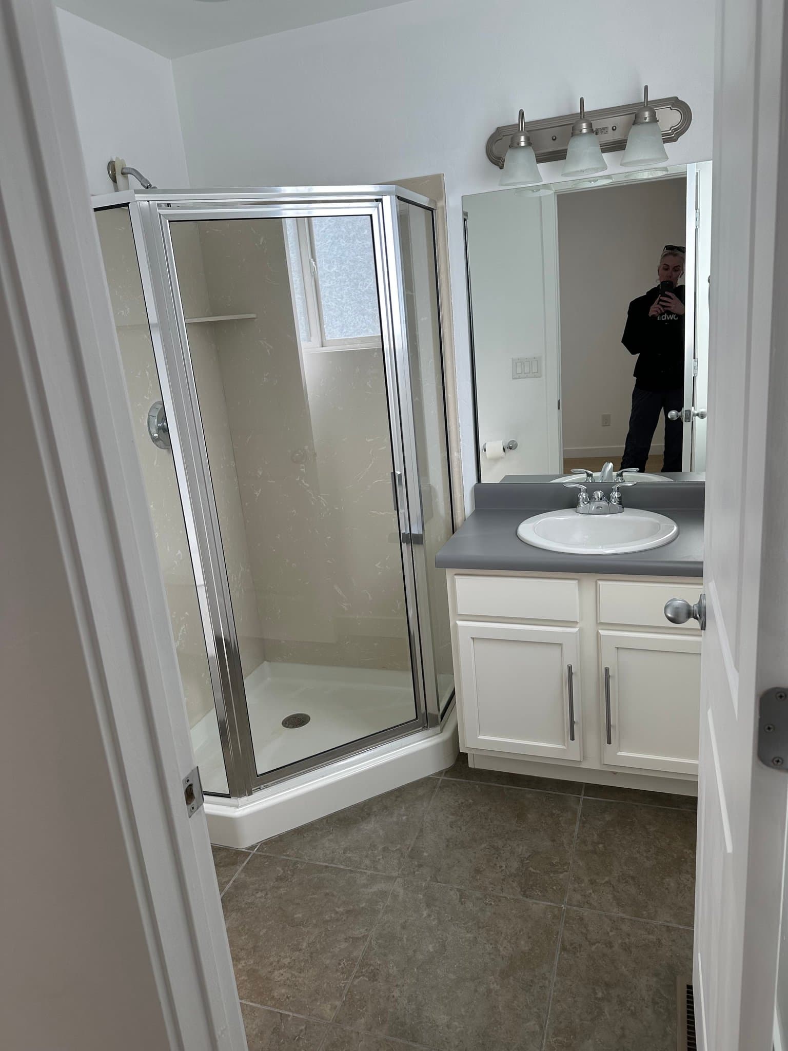 South Jordan Townhome: 10343 S Oquirrh Lake Rd