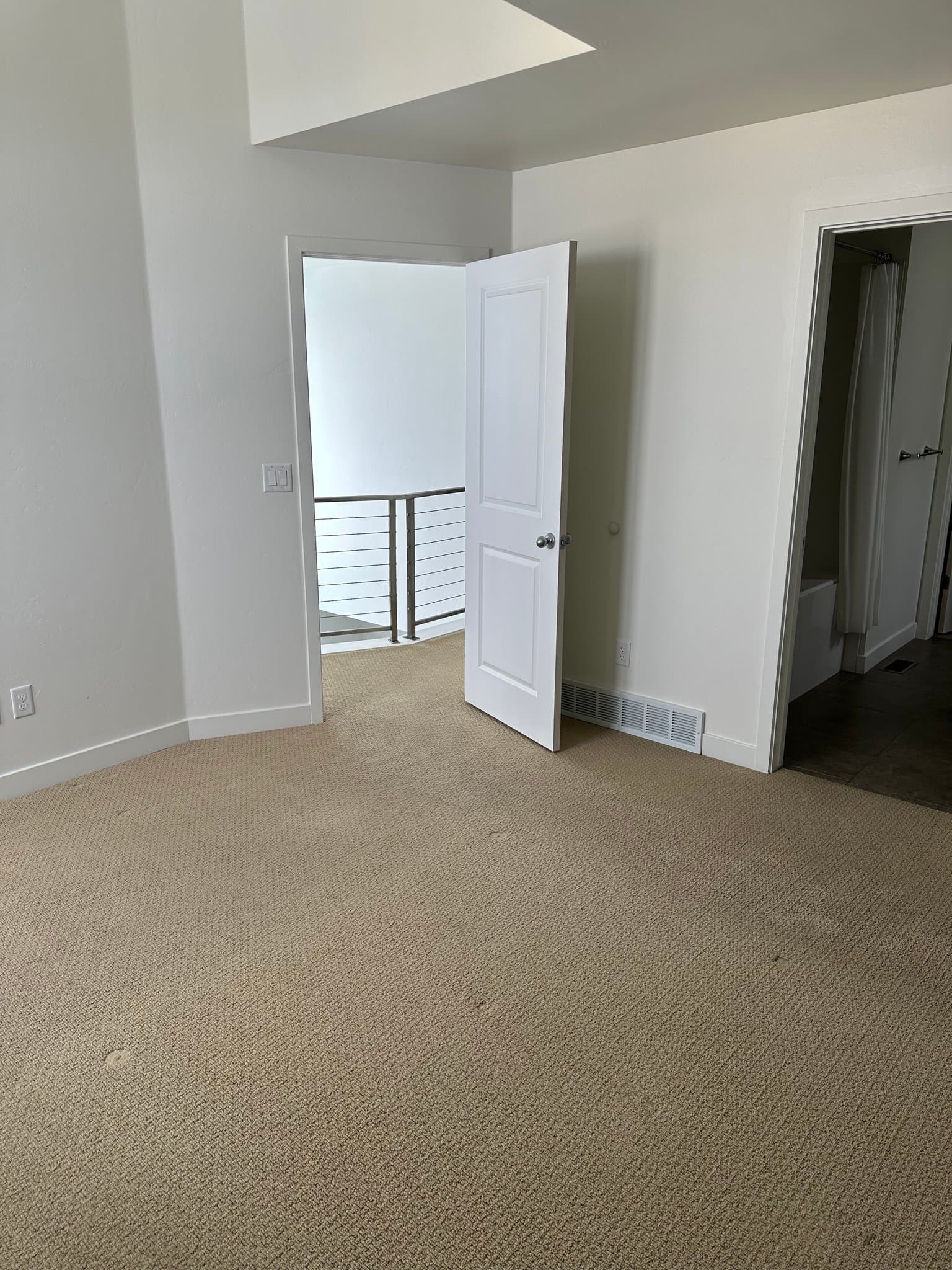 South Jordan Townhome: 10343 S Oquirrh Lake Rd